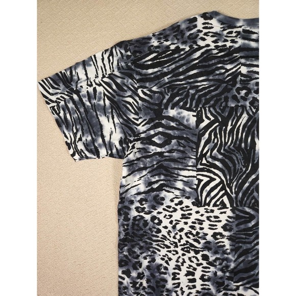 Akademiks Shirt Mens Small S Zebra Leopard Regular Fit Cotton Short Sleeve NWT 2 - Picture 8 of 10